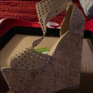 Sandle